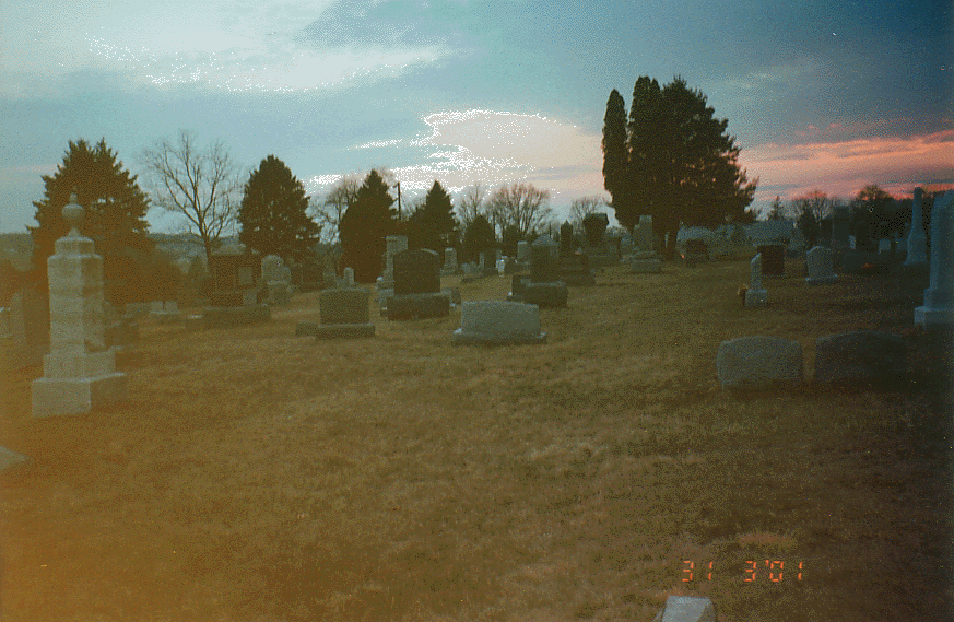 http://ghostly.freeservers.com/images/new/Jennersville%20graveyard.gif